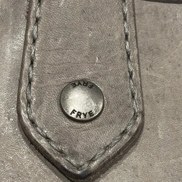 Frye Authentic Melissa Swing Cross Body Bag in Gray AR 6